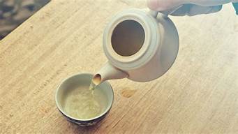 茶杯茶渍如何清洗(怎样清洗茶杯中的茶渍)