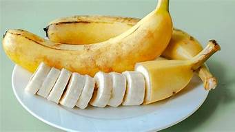 香蕉和什么水果汁香蕉可以和苹果、芒果、鳄梨、木瓜、火龙果、草
