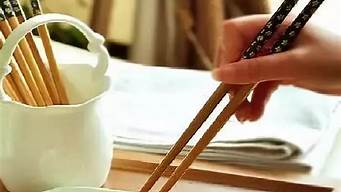 用筷子的禁忌你们知道都有哪些吗?(放筷子怎么回事)